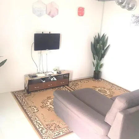 Chempaka Homestay Seri Iskandar Exterior photo