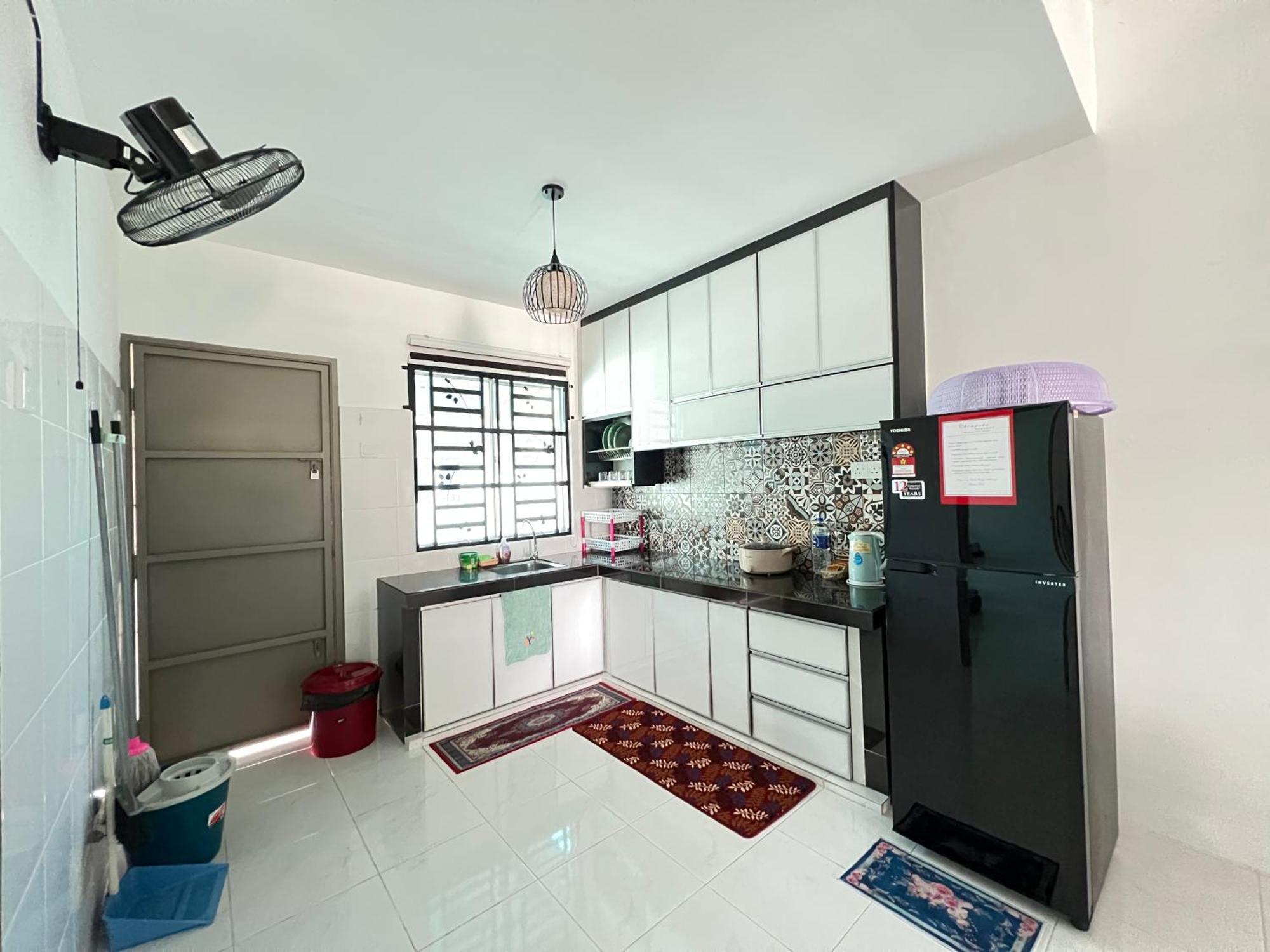 Holiday home Chempaka Seri Iskandar